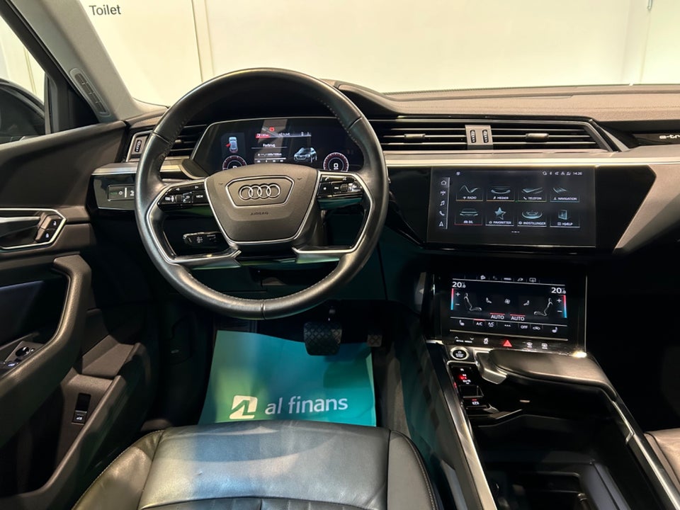 Audi e-tron 50 quattro 5d