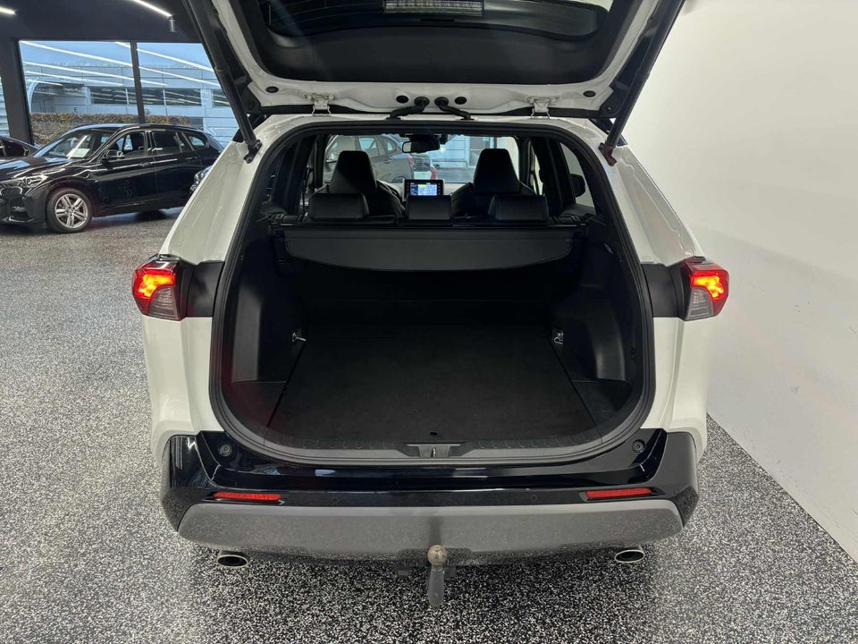 Toyota RAV4 2,5 Hybrid H3 Style Smart MDS 5d