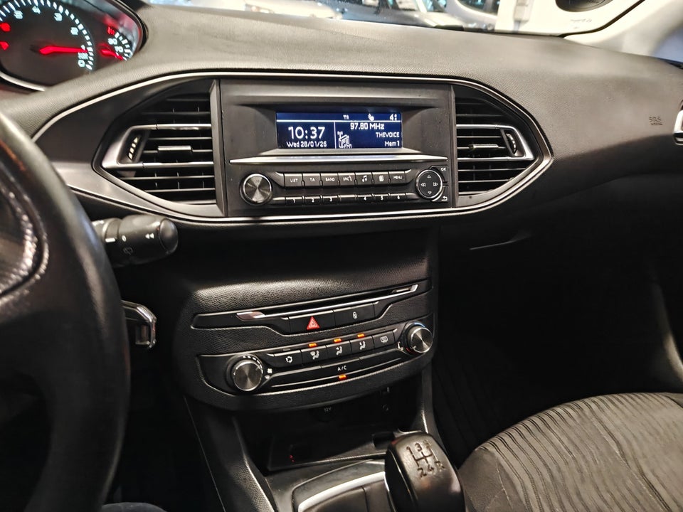 Peugeot 308 1,2 VTi 82 Active 5d