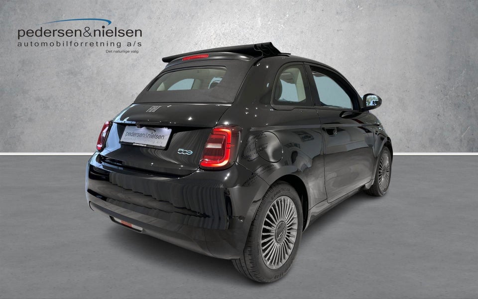 Fiat 500e Icon Cabrio 2d