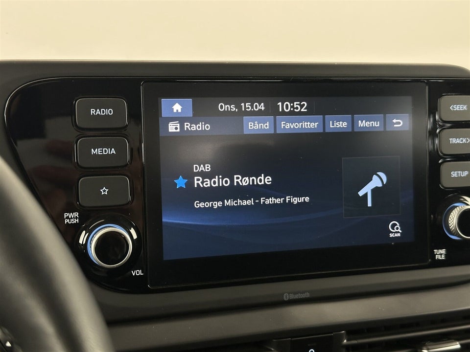 Hyundai i20 1,0 T-GDi Essential DCT 5d