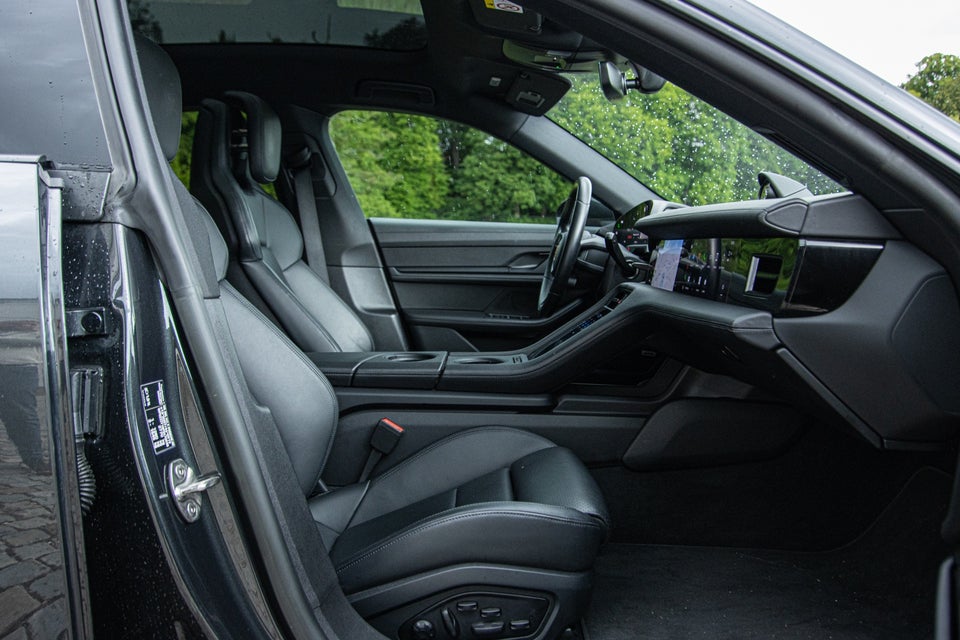 Porsche Taycan Performance+ Sport Turismo 5d