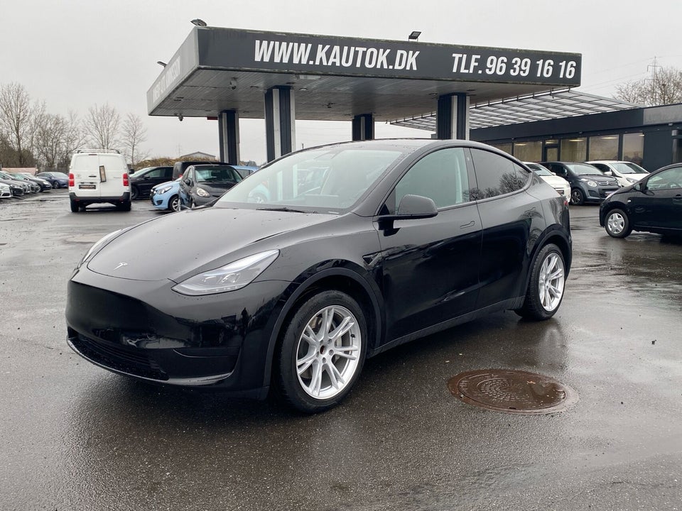 Tesla Model Y RWD 5d
