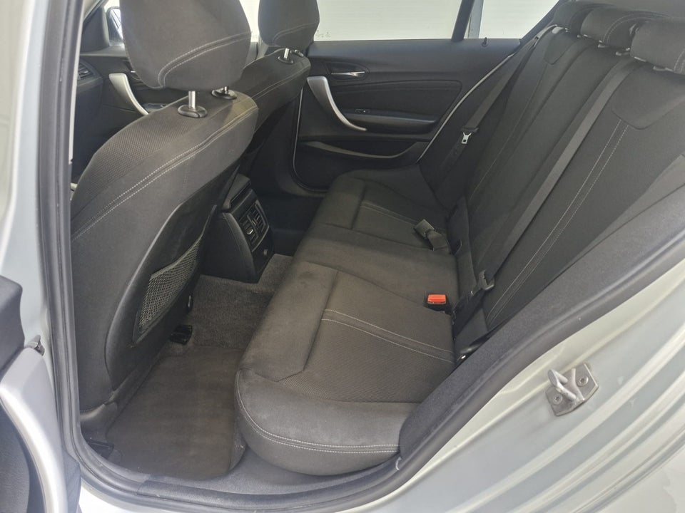 BMW 118i 1,5 Sport Line aut. 5d