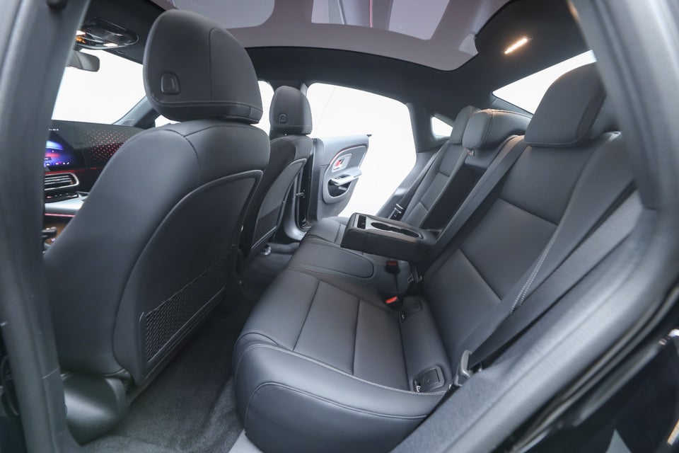 Mercedes CLA250+ EQ Progressive 4d