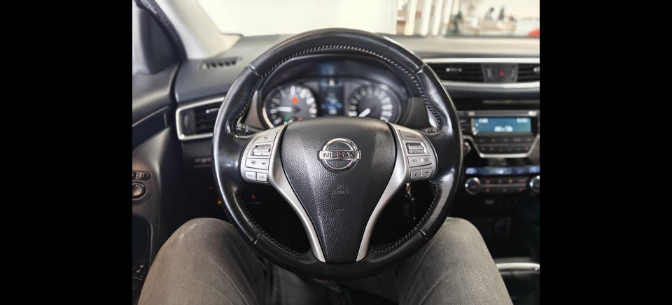 Nissan Qashqai 1,6 Dig-T 163 Acenta 5d