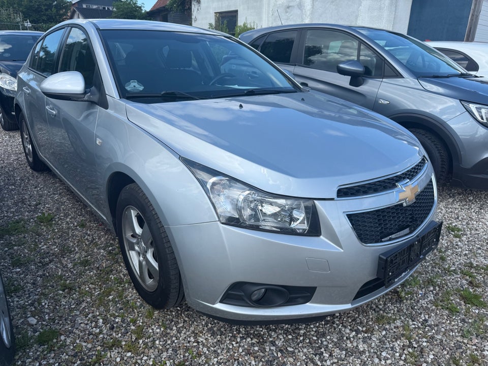 Chevrolet Cruze 1,8 LT 5d