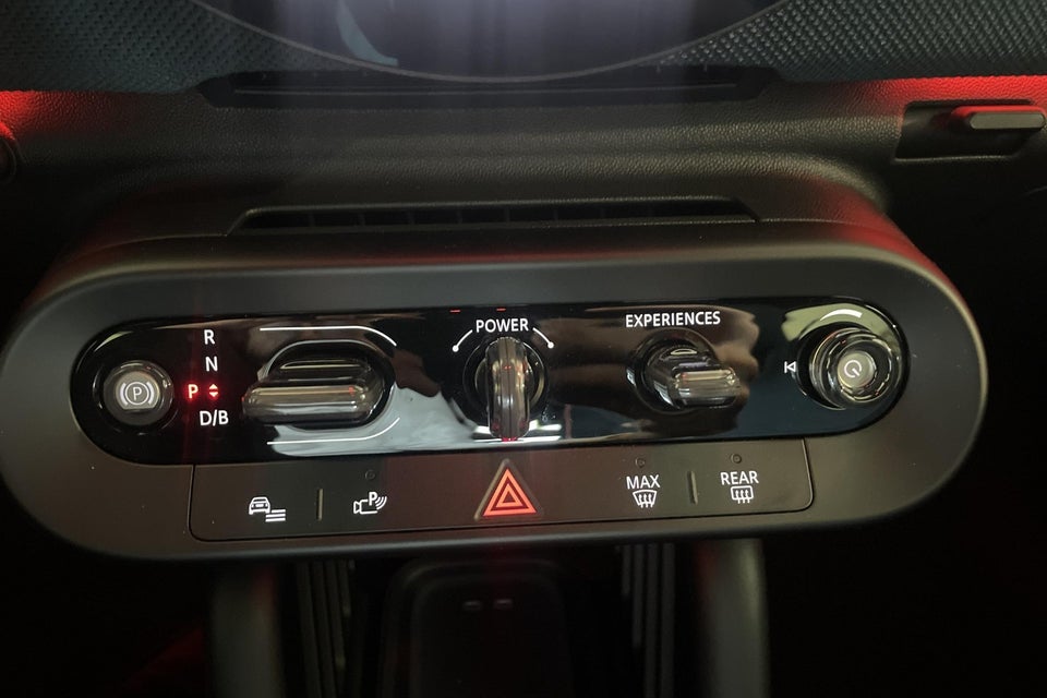 MINI Cooper E Favoured Trim M 3d