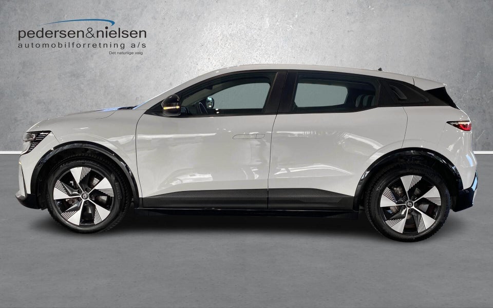 Renault Megane E-Tech 60 Equilibre 5d