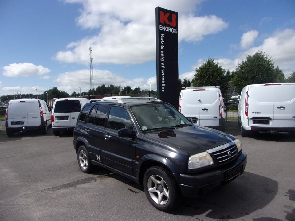 Suzuki Grand Vitara 2,0 Active Van 5d