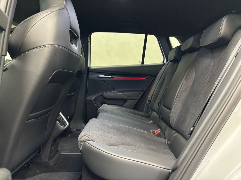 Skoda Elroq 85 iV Sportline 5d