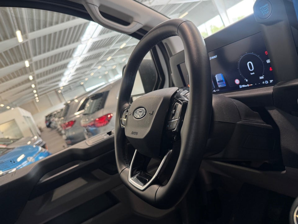 Ford Transit Custom 320 L2 2,0 EcoBlue Trend