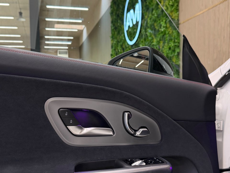 Mercedes CLA250+ electric AMG Line 4d