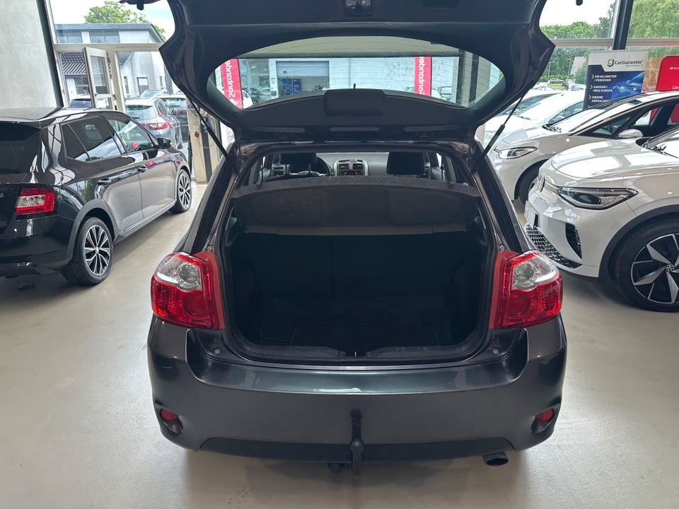 Toyota Auris 1,6 T2 5d