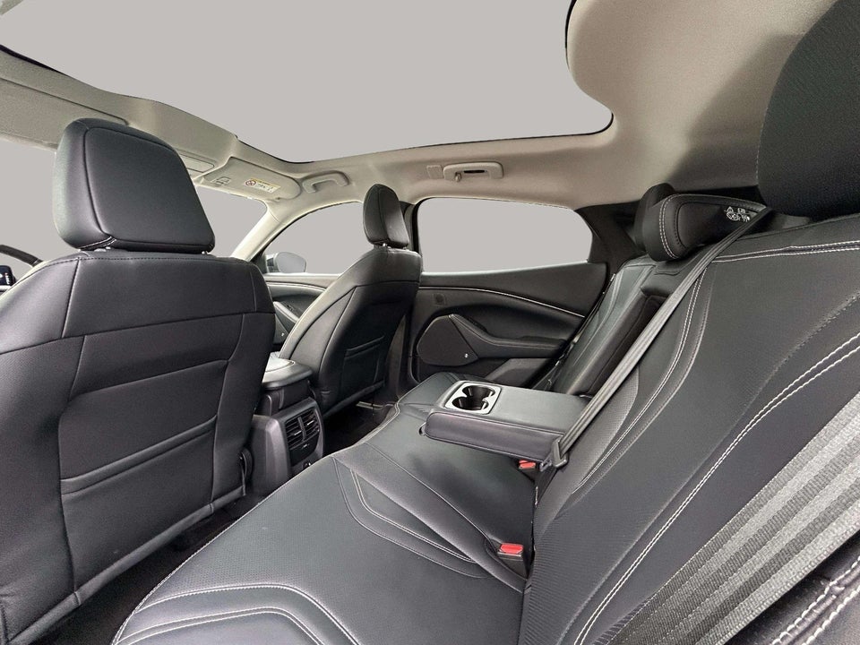 Ford Mustang Mach-E 68 Standard Range 5d