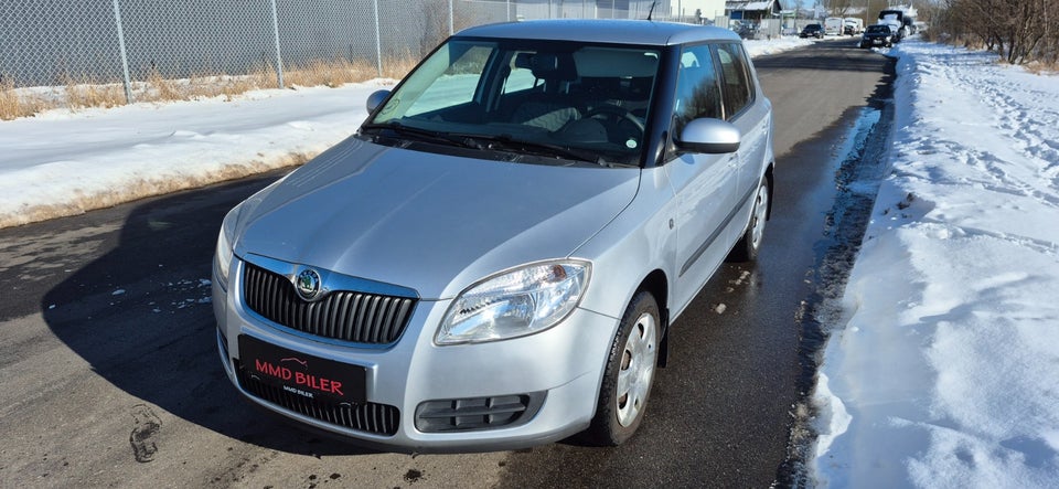 Skoda Fabia 1,4 16V Elegance Combi 5d
