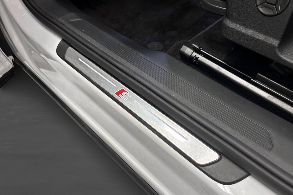 Audi Q4 e-tron 45 S-line Edition 5d
