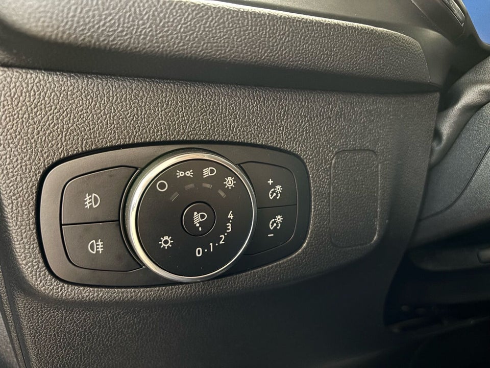 Ford Focus 1,0 EcoBoost mHEV Titanium X 5d