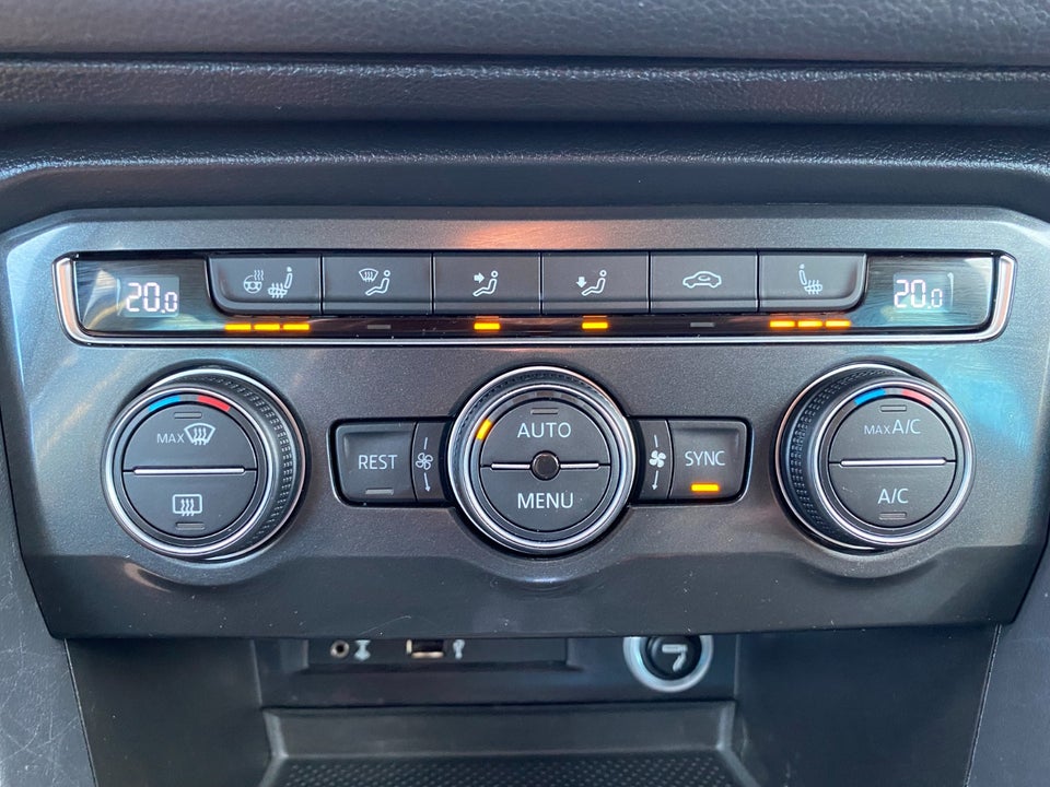 VW Tiguan 2,0 TDi 150 Comfortline DSG Van 5d
