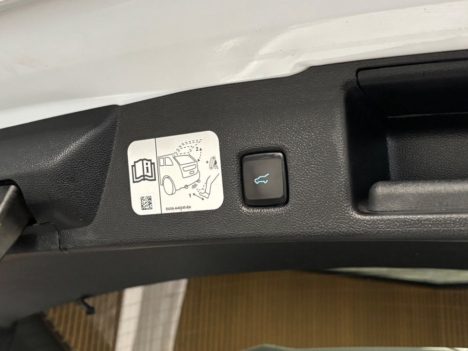 Ford Kuga 2,5 PHEV ST-Line X CVT 5d