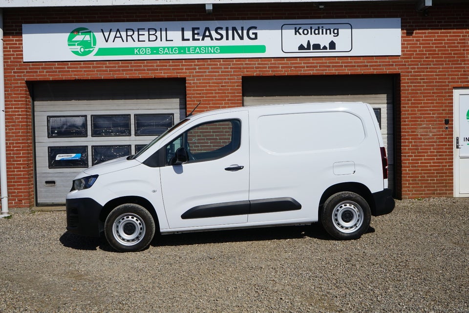 Peugeot Partner 1,5 BlueHDi 100 L1V1 Plus Van