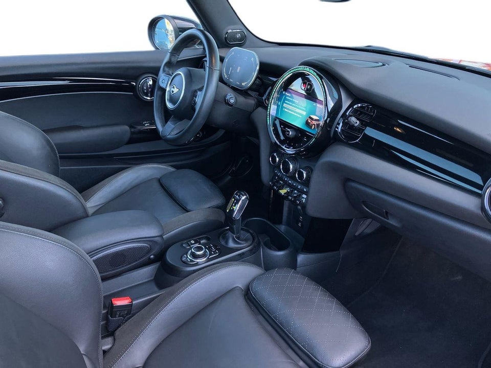 MINI Cooper SE Edition Premium Plus 3d