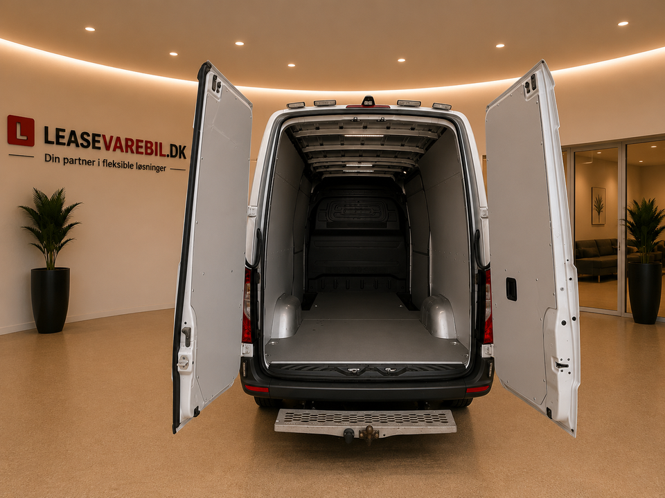 Mercedes Sprinter 317 2,0 CDi A2 Kassevogn aut. RWD