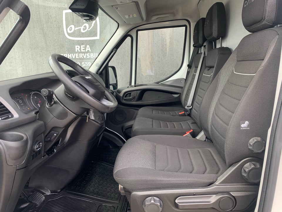 Iveco Daily 3,0 35S18 12m³ Van AG8