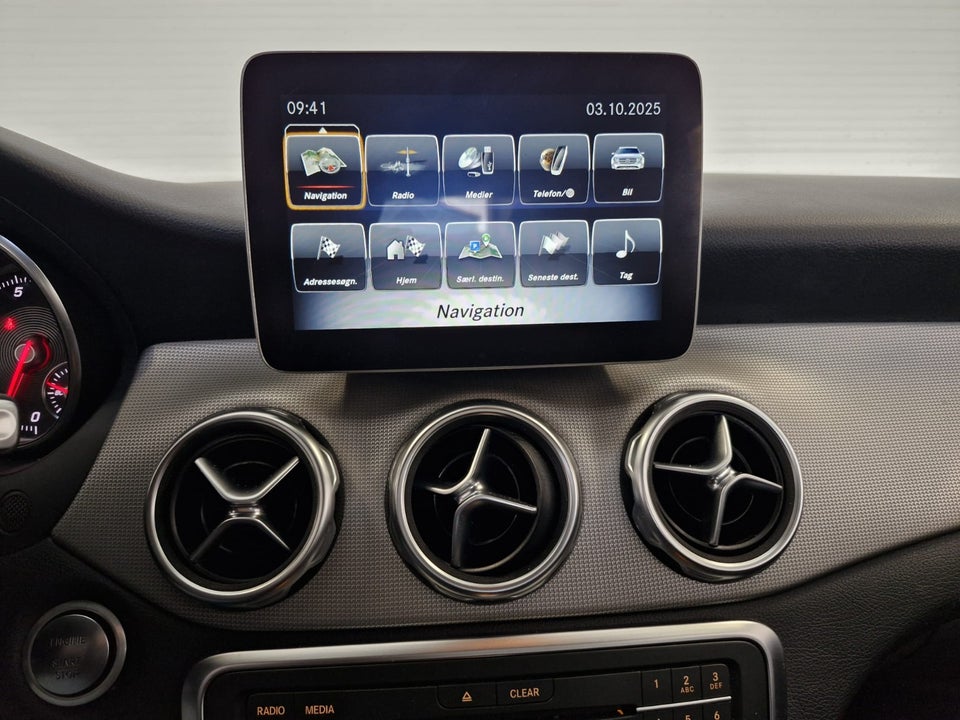 Mercedes GLA200 1,6 aut. 5d