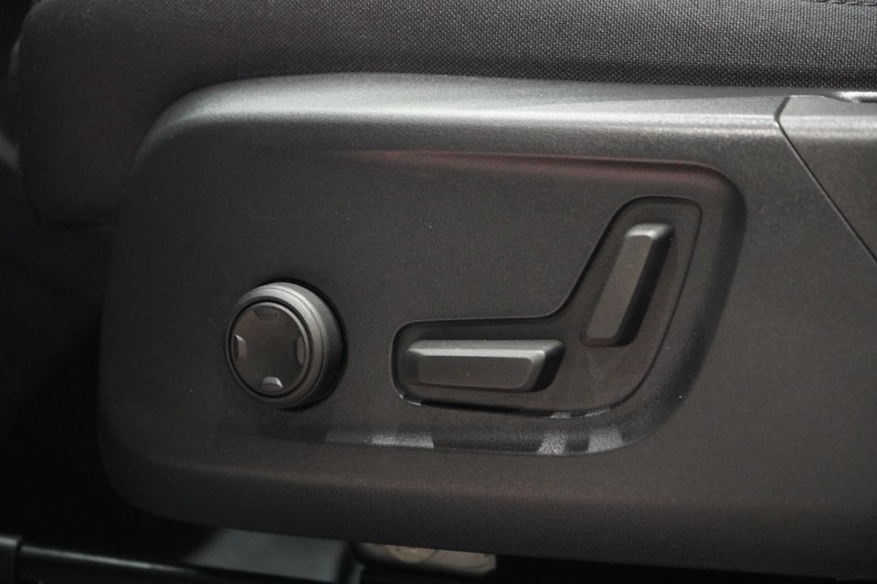 Volvo XC40 P6 ReCharge Plus 5d