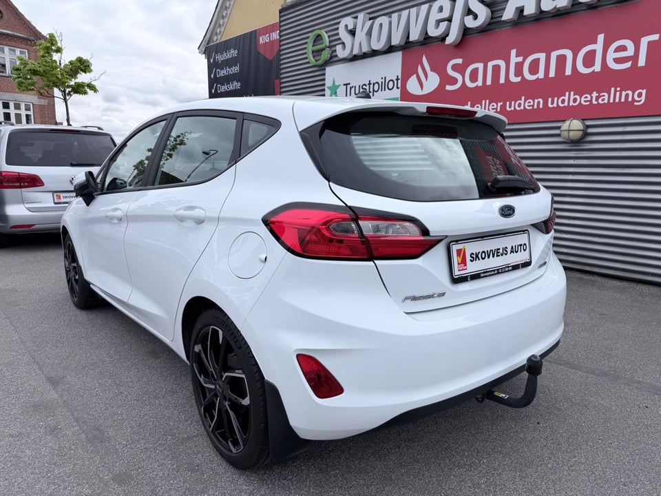 Ford Fiesta 1,0 EcoBoost mHEV Connected 5d