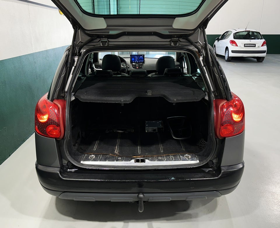 Peugeot 207 1,6 HDi 110 Premium SW 5d