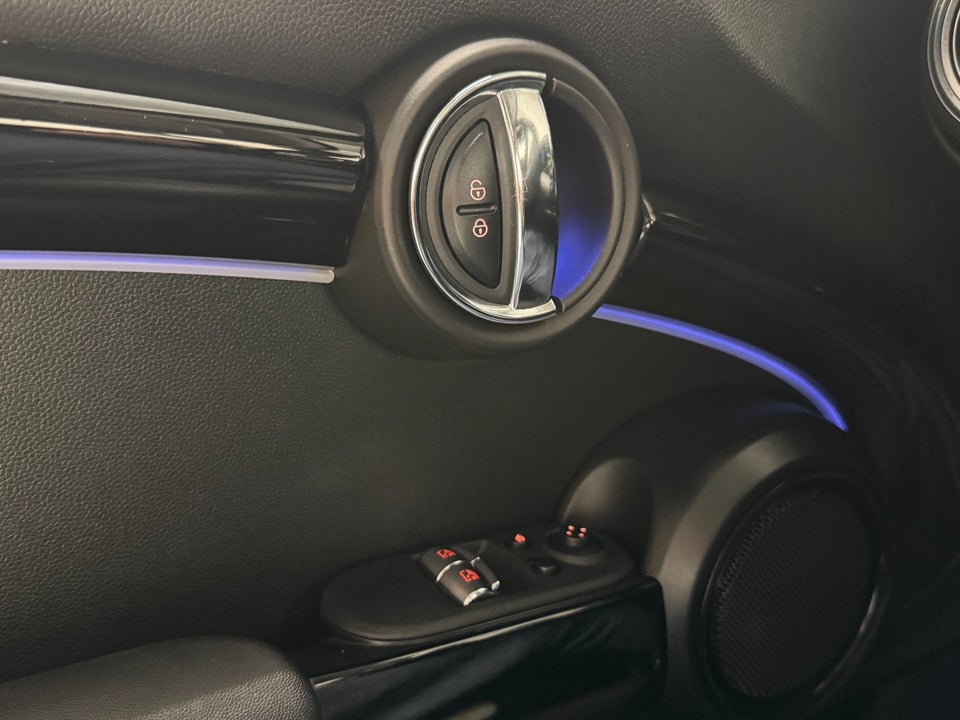 MINI Cooper SE Camden Edition 3d