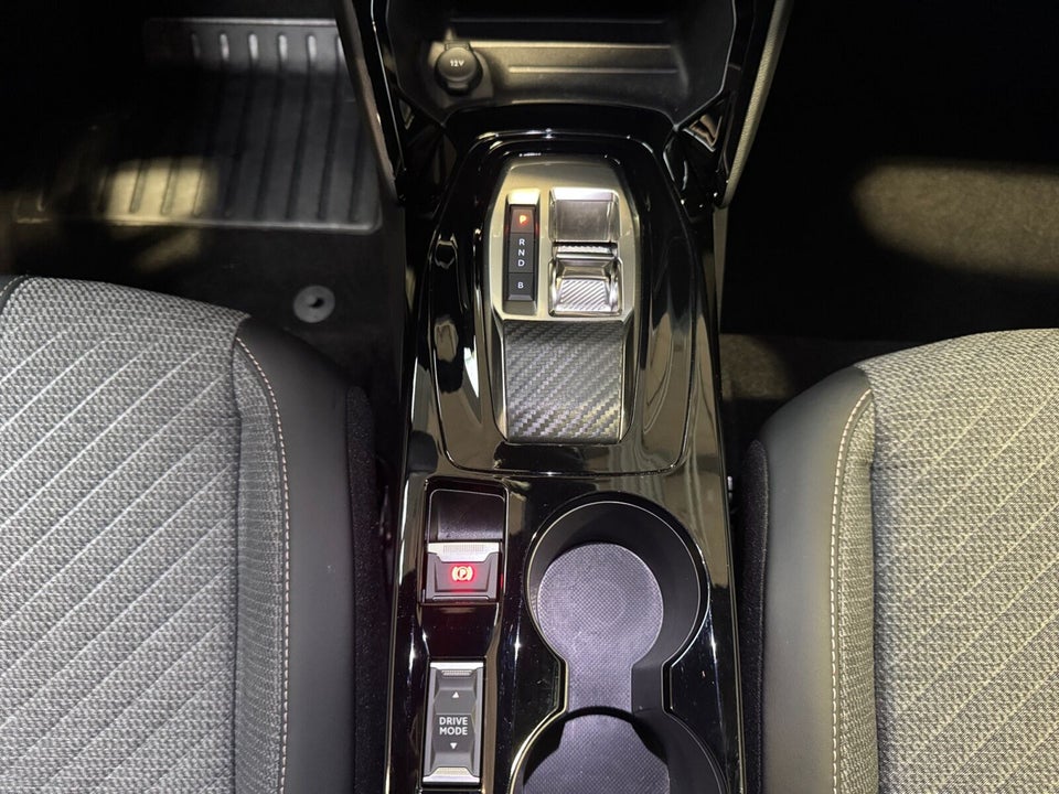 Peugeot e-2008 50 Allure 5d