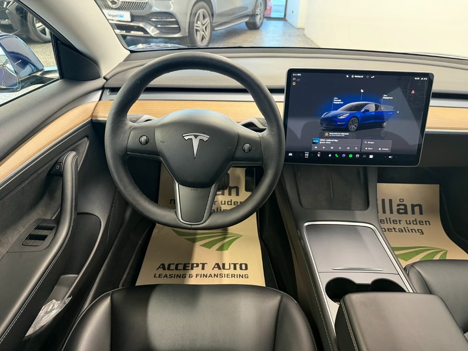 Tesla Model 3 Long Range AWD 4d