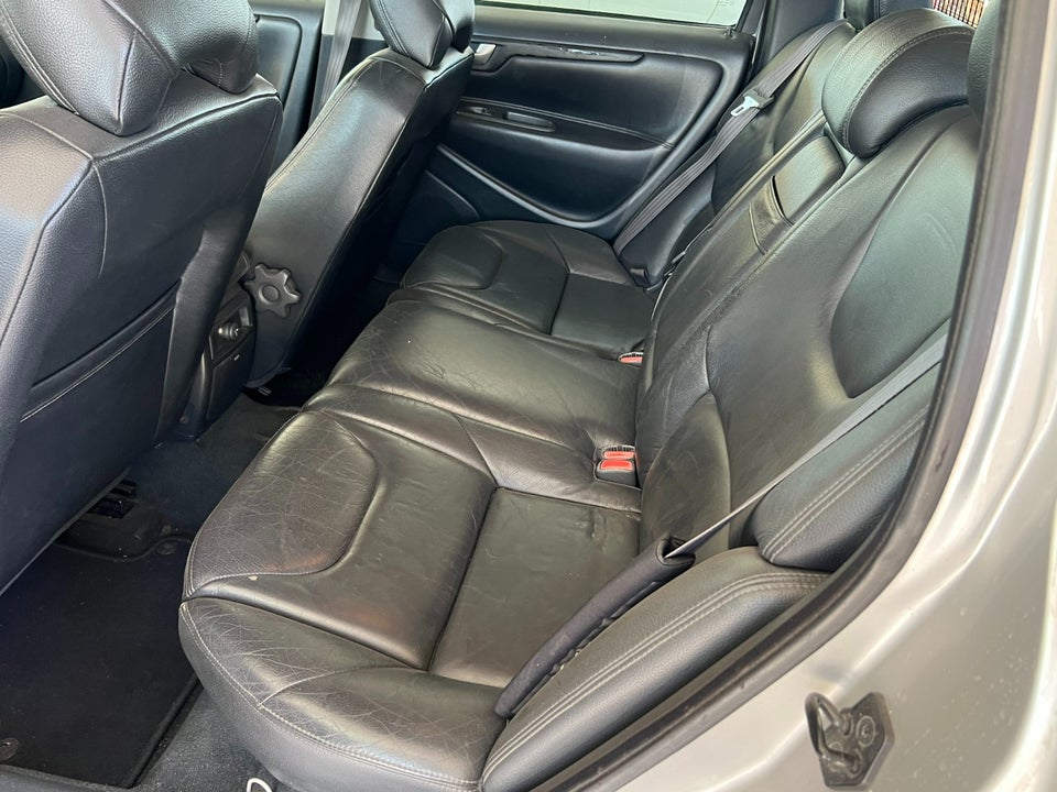 Volvo V70 2,4 140 aut. 5d