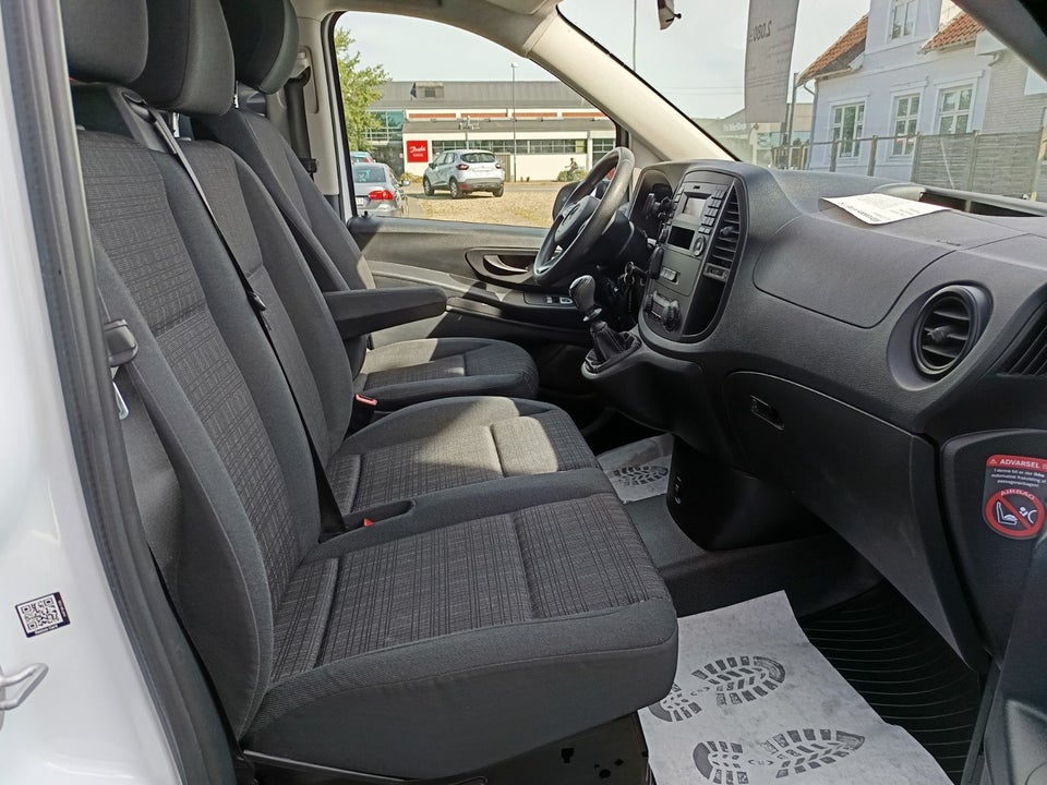 Mercedes Vito 114 2,2 CDi More L