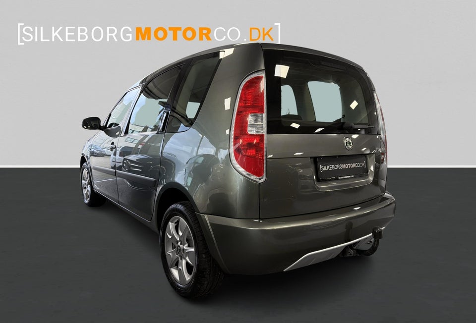 Skoda Roomster 1,4 16V Style 5d