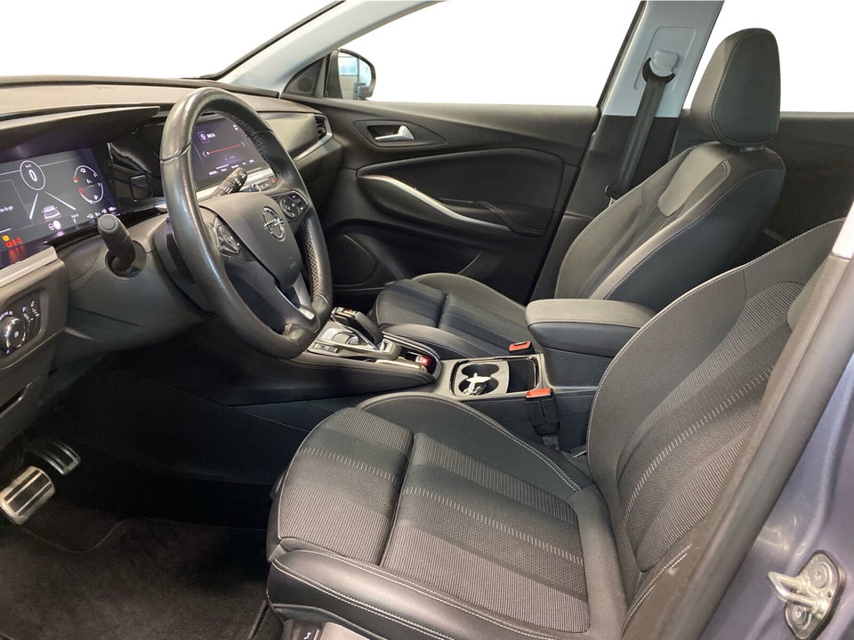 Opel Grandland 1,6 Hybrid Ultimate aut. 5d