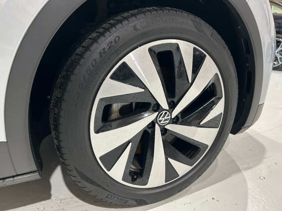 VW ID.4 77 Pro Performance Tech 5d