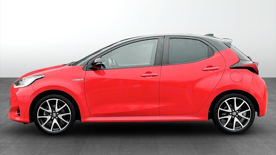 Toyota Yaris 1,5 Hybrid H3 Premier Edition e-CVT 5d