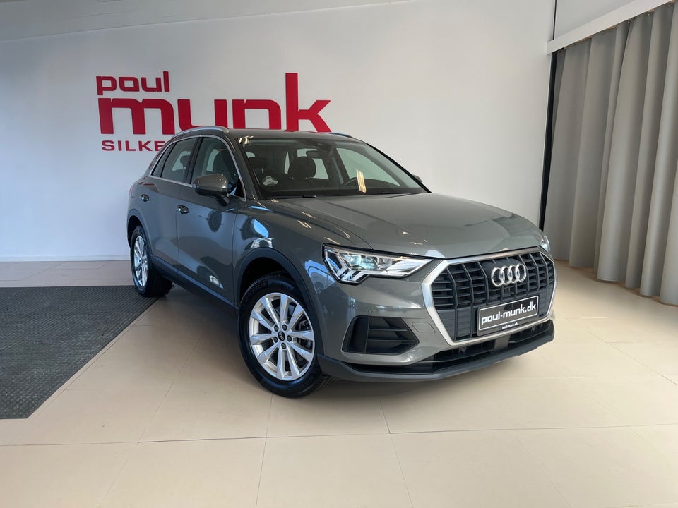 Audi Q3 45 TFSi e Attitude plus S-tr. 5d