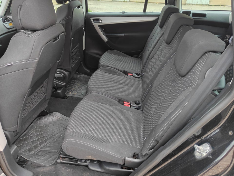 Citroën Grand C4 Picasso 1,8 16V Prestige 7prs 5d