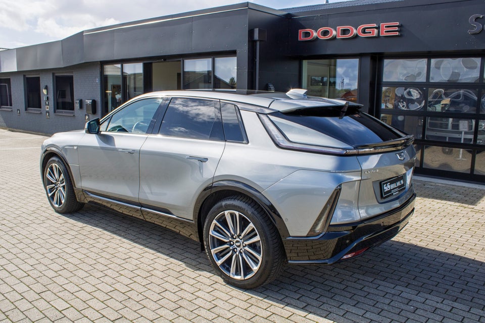 Cadillac Lyriq 600 E4 Sport AWD 5d