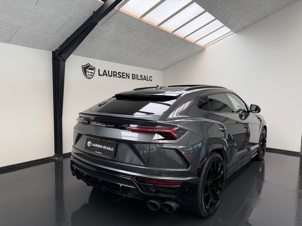 Lamborghini Urus 4,0  5d