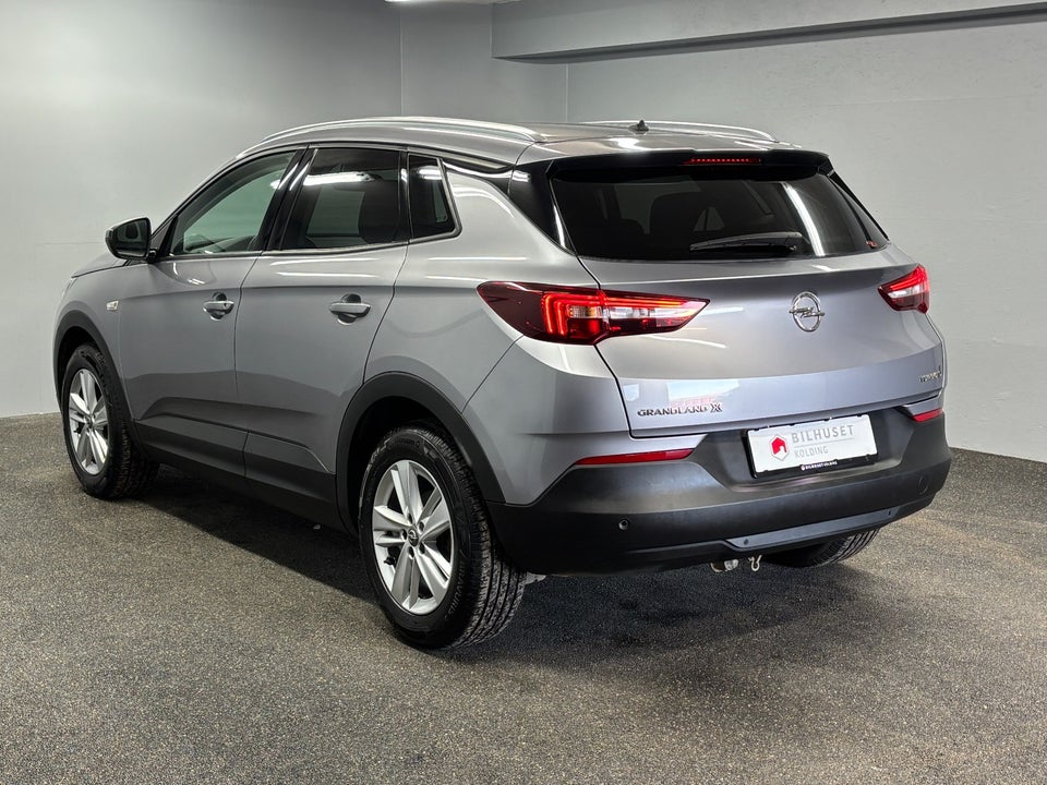 Opel Grandland X 1,5 CDTi 130 Enjoy 5d