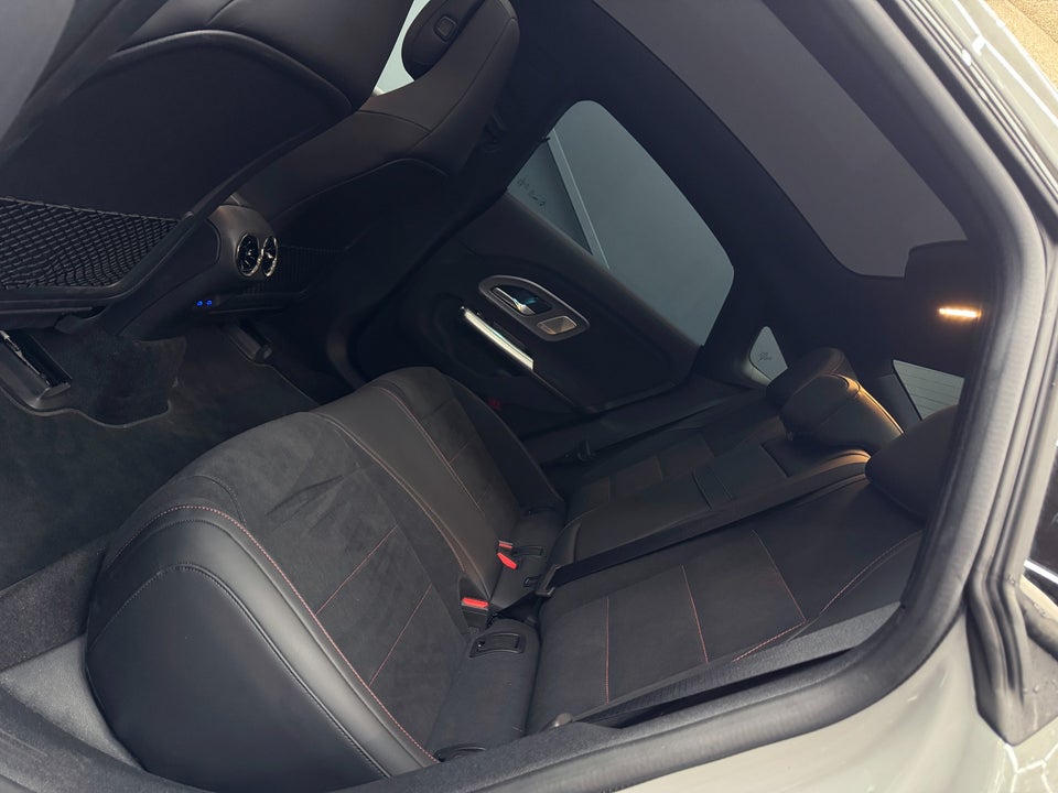 Mercedes CLA250+ electric AMG Line 4d