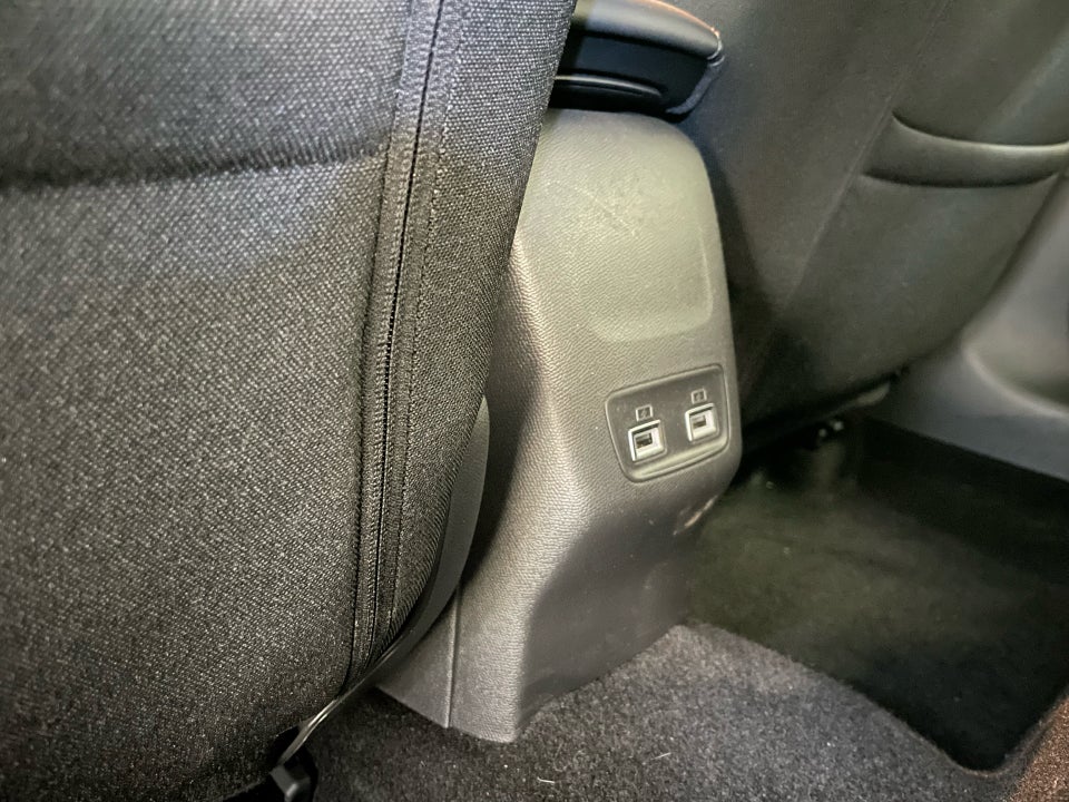 Peugeot e-208 50 Allure 5d