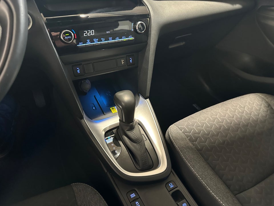 Toyota Yaris Cross 1,5 Hybrid Style Tech e-CVT 5d