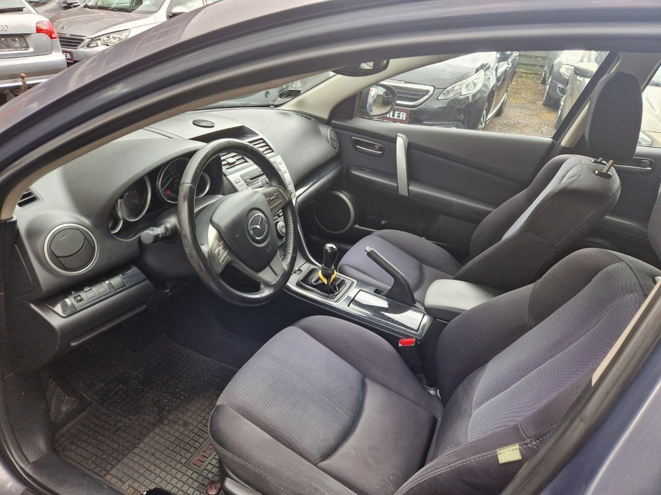 Mazda 6 2,0 Advance 4d